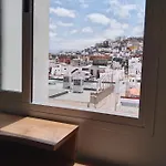Edificio Triana St 47